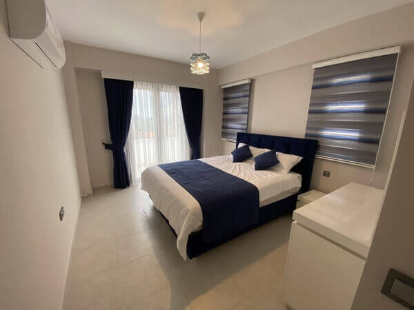 Blue-Bedroom-10-600.jpg